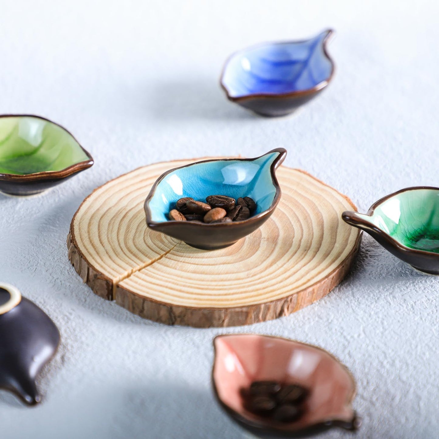 6 - Piece Leaf - Shaped Ceramic Dipping Bowl Set: Colorful & Artistic Tableware for Sauces