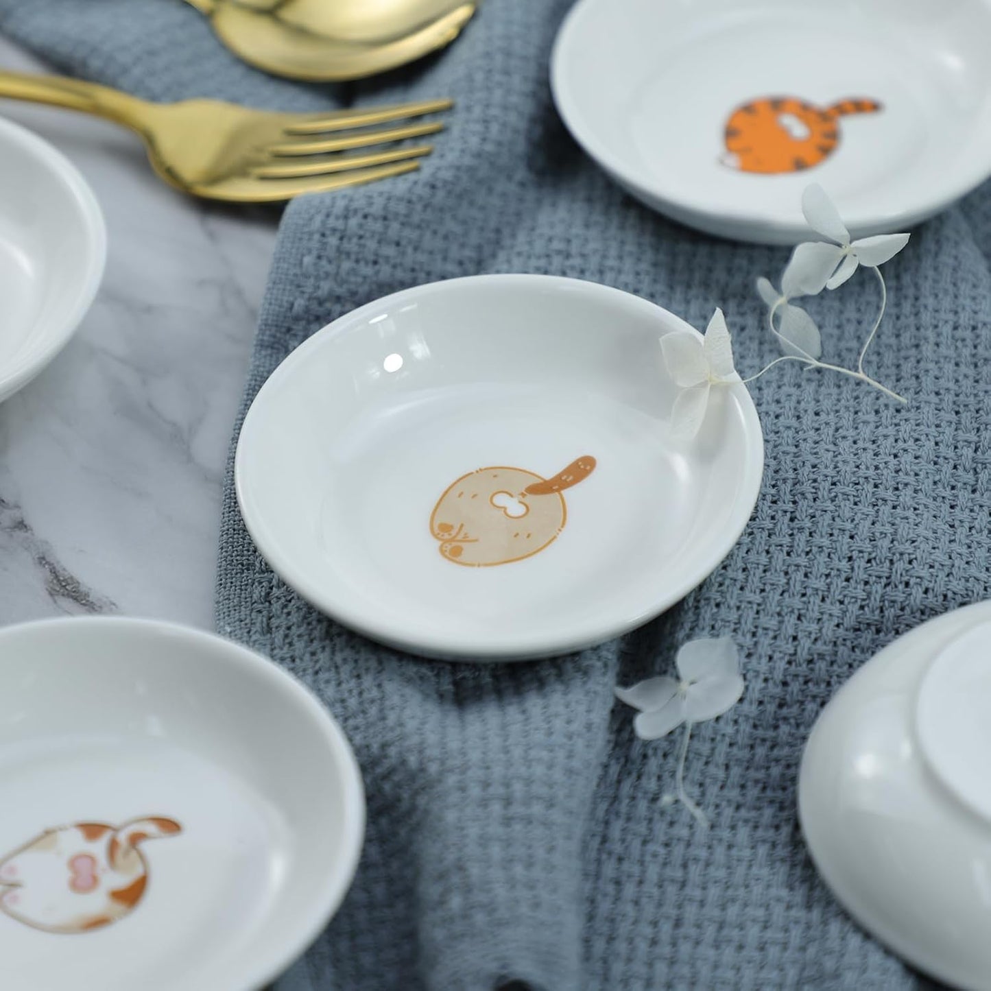 6 - Piece Set of Adorably Fun Cat - Butt Themed Ceramic Dipping Bowls